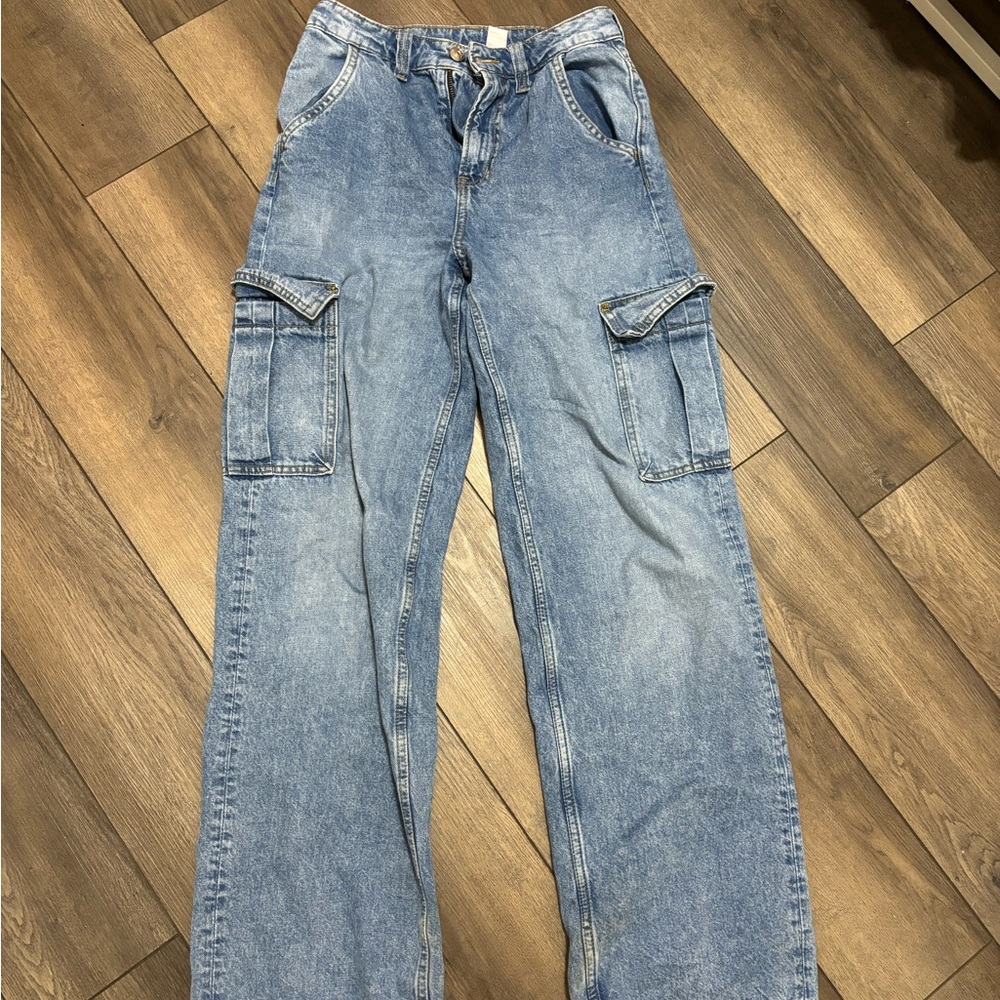 GREY CARGO PANTS